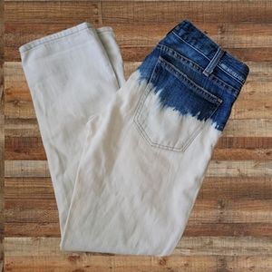Current Elliott First Love Bleach Dip Arrow StraightLeg Cropped Denim Jeans.
